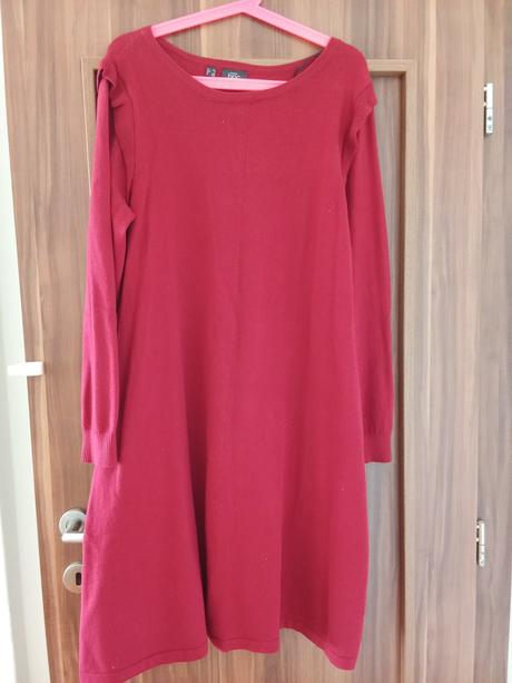 Tehotenské šaty, 40