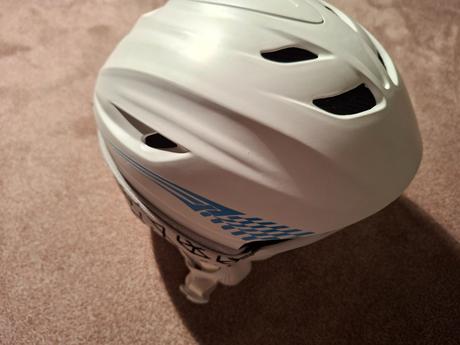 Lyžiarska prilba zn.tt blade, s