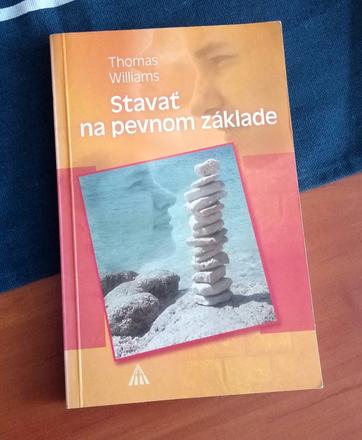 Stavať na pevnom základe - kniha, 