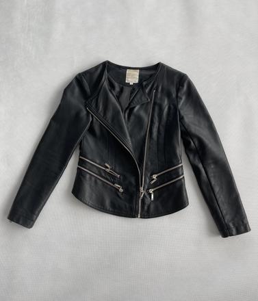 Koženková bunda, 158