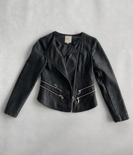 Koženková bunda, 158