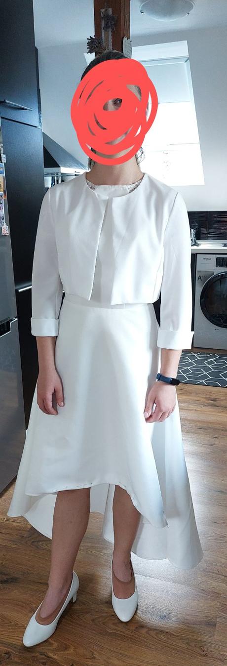 Šaty na konfirmáciu, s