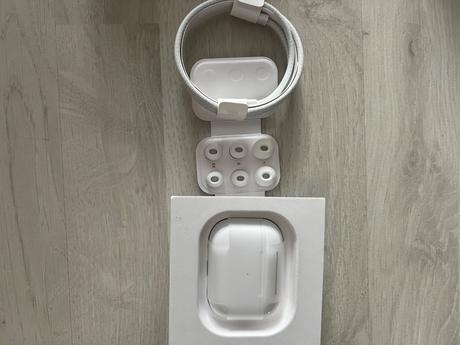 Airpods pro 2, apple