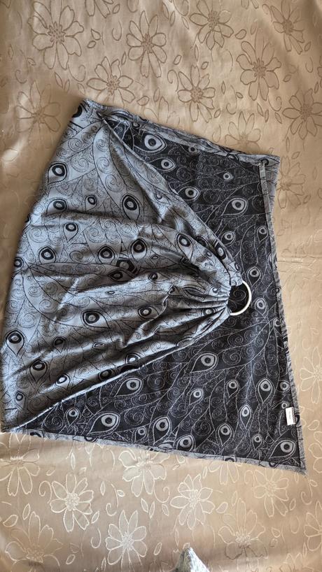Ring sling rischino, rischino