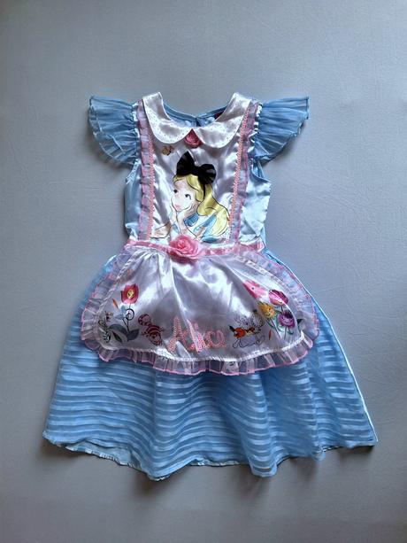 Alica v krajine zázrakov-exkluzívny kostým veľ.116,