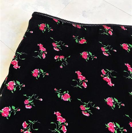 Ľahúčka kvetovaná letná sukňa, kenvelo,m