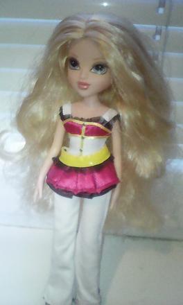 Bábika moxie girls, 