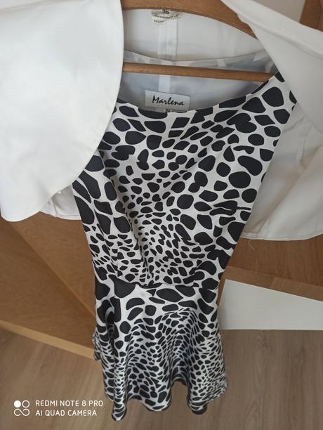 Šaty čiernobiele s bielym bolerkom, 36