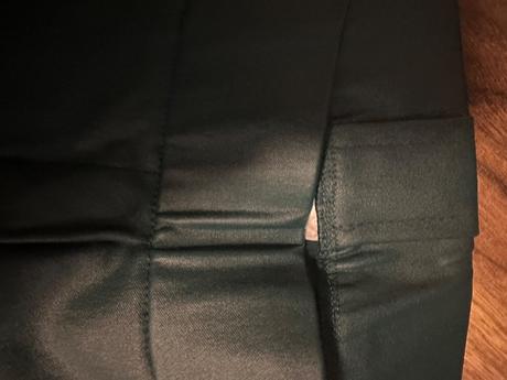 Dámske koženkové nohavice, s