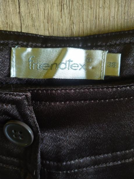 Saténové nohavice, 38