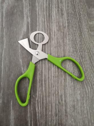 Nožnice na prepeličie vajíčka,