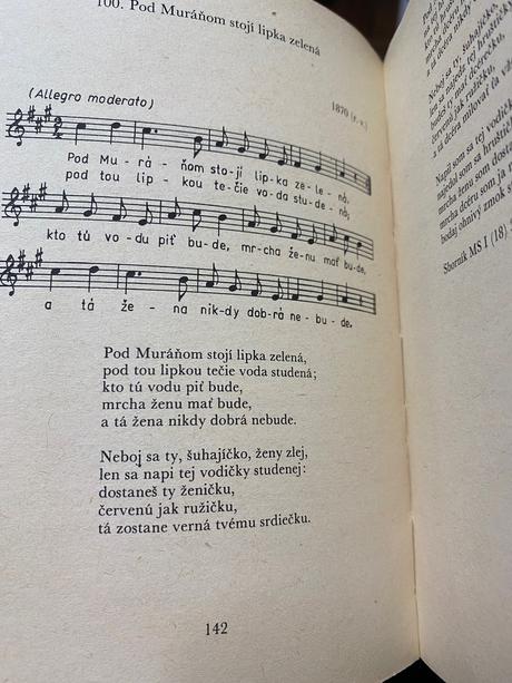 Krásna kniha kytica slovenských ľudových piesní,