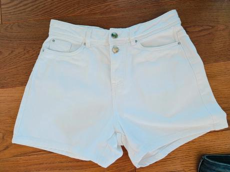 Biele rifľové šortky, camaieu,s