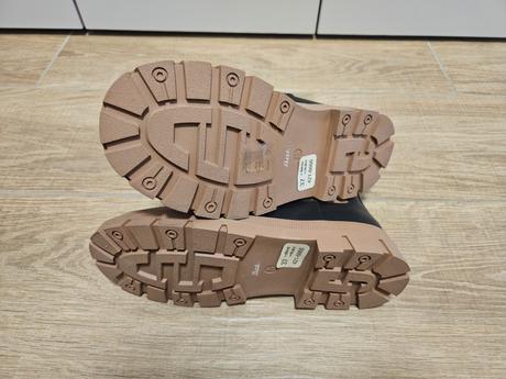 Prechodné topánky baťa, baťa,37