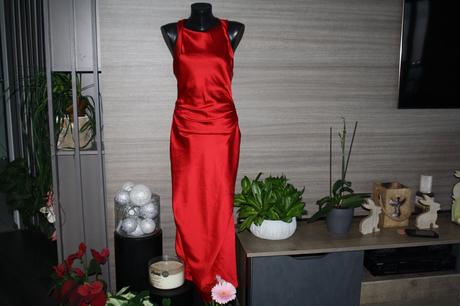 Cervene zara saty, zara,s