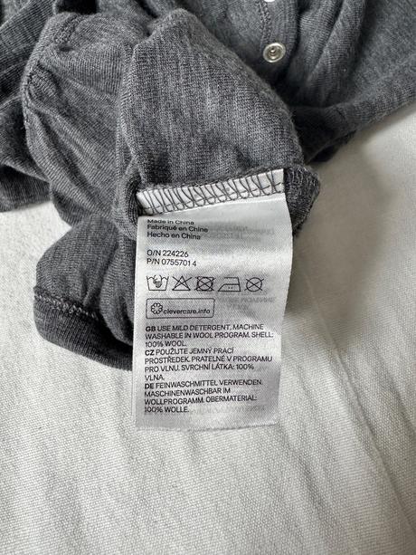 Vlnené body v grafitovej farbe, h&m,74