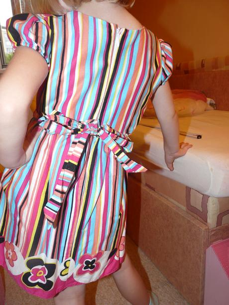 Pestré šatičky, 92