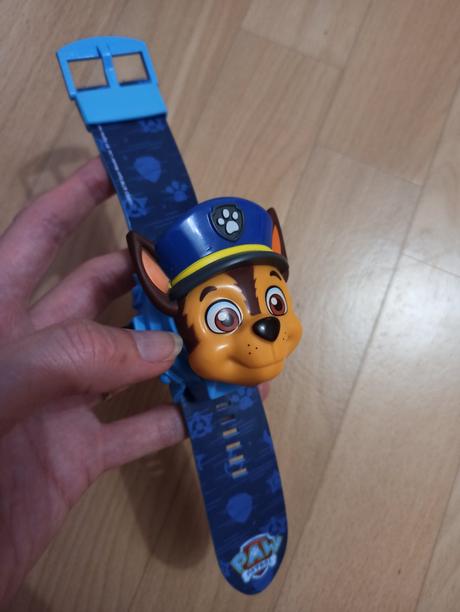 3d hodinky s projektorom paw patrol,