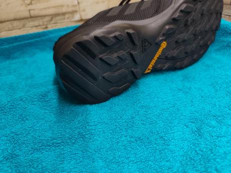 Adidas 40 - dámske gore-tex čierne topánky, adidas,40