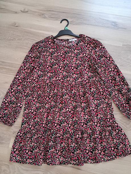 Kvetinove šaty, sinsay,152