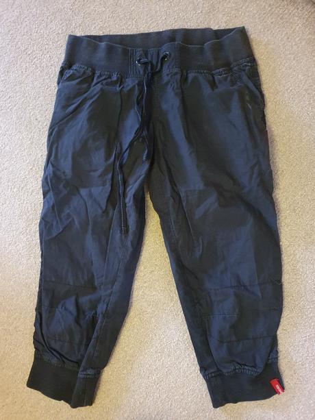 3/4tove športové  nohavice, xs