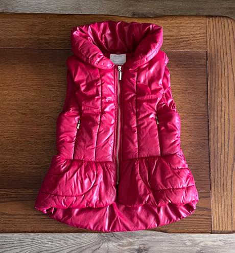 Prekrásna vesta mayoral s kožušinkovým golierom, mayoral,128