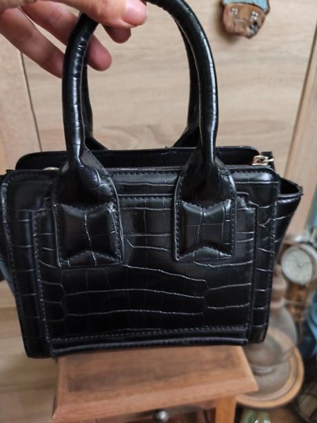 Dámska malá štýlová kabelka zara, zara