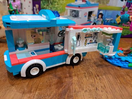 Lego friends 41445 veterinárna sanitka, 