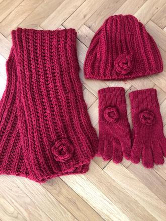 Čiapka, šál, rukavice., 158