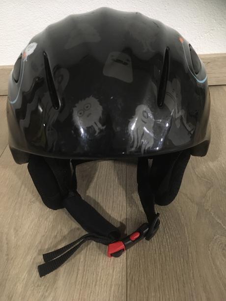 Krásna chlapčenská prilba zn.tecnopro, 