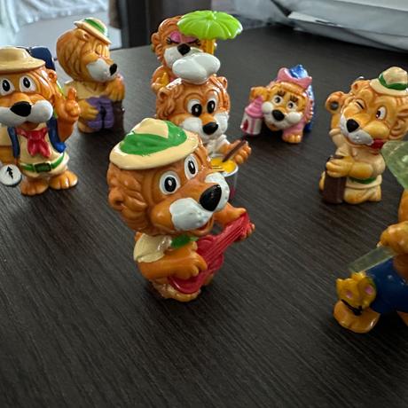 Kinder figúrky - leoventuras,