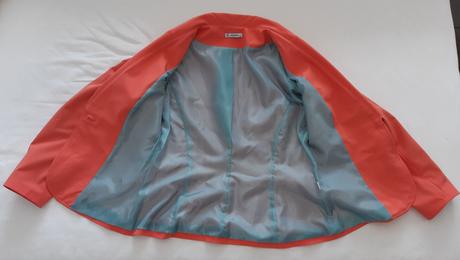 Elegantný kostým v top stave, 42