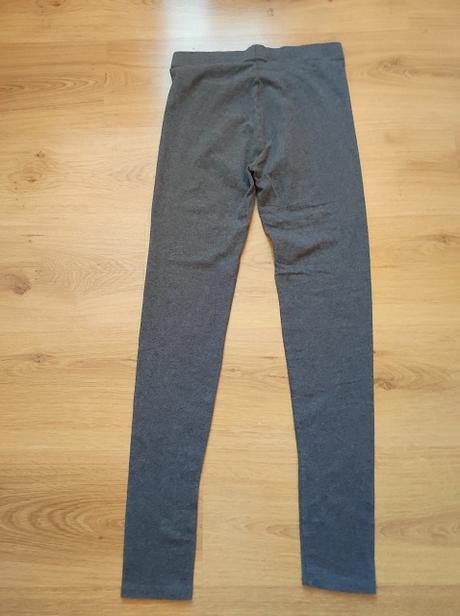 Šedé legíny, pepperts,158