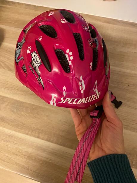 Detska cyklisticka prilba specialized, xs