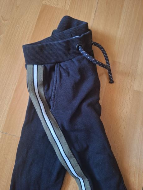 Tepláky, lindex,92