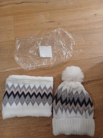 Komplet čiapka + nákrčník, 