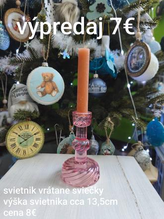 Svietnik vrátane sviečky, 