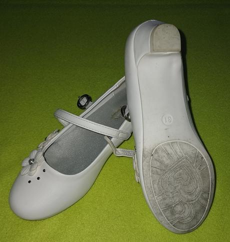 Slávnostné topánky na 1. sv. prijímanie, cupcake,31