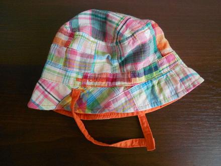 Letný- obojstranný klobúčik, benetton,68