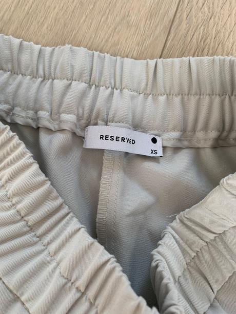 Nohavice zn. reserved, reserved,34
