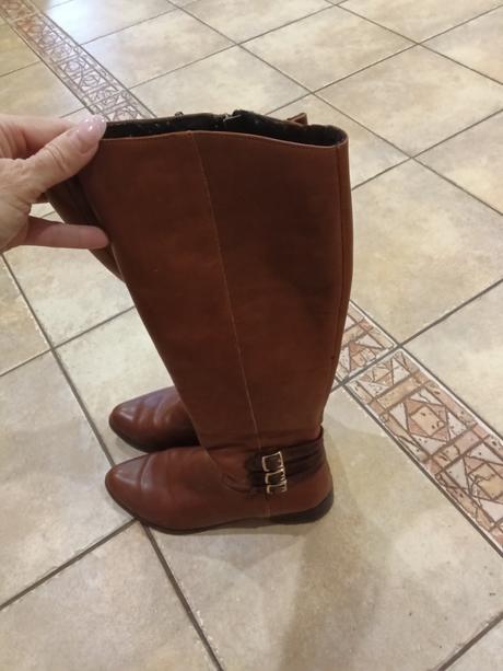 Konakove kozene cizmy, 38