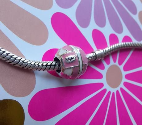 Ružová volejbalka, 