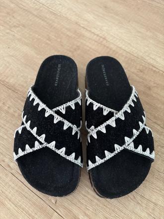 Letné šľapky, reserved,32