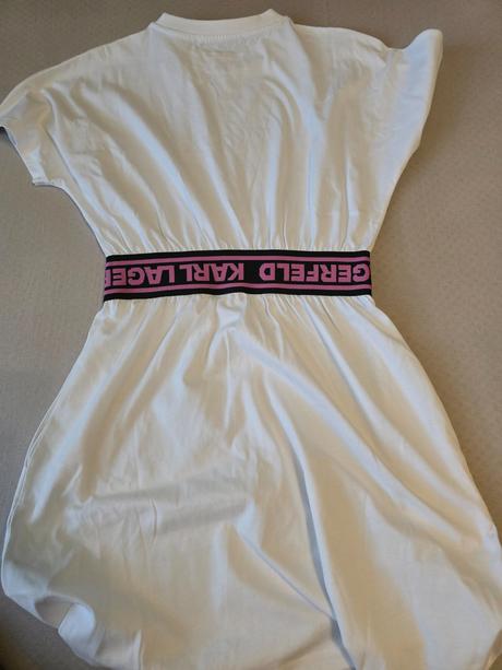 Šaty  karl lagerfeld, s