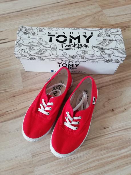 Platené tenisky, 35