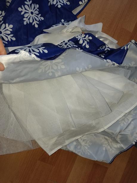 Šaty cca 140 a viac, 140