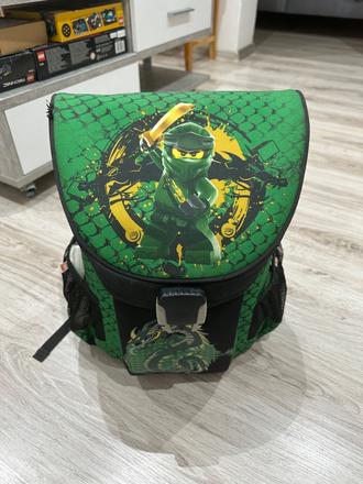Skolska taska lego ninjago,
