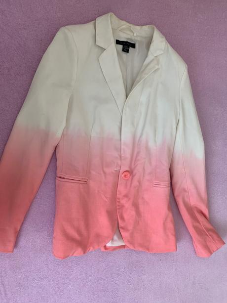 Dámske oblecenie, s