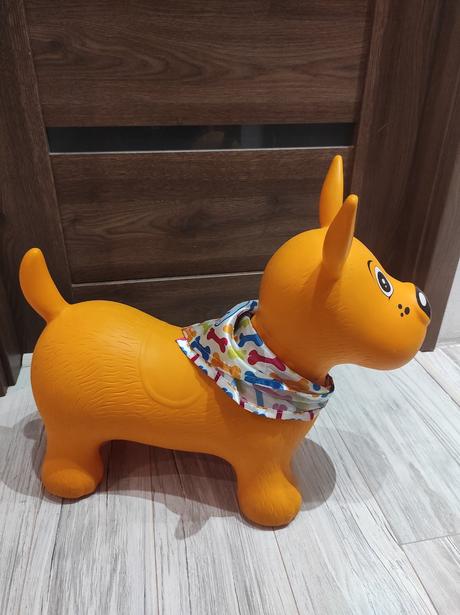 Hopsadlo- psík na skákanie, 