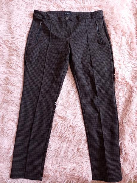 Kockovane nohavice, c&a,44